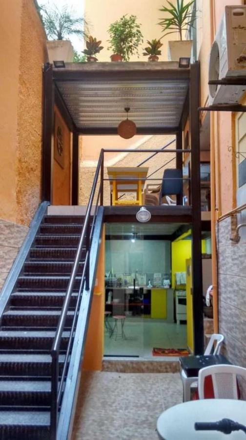 Rio Guesthouse - Um Quarteirao Da Praia De Copacabana Рио де Жанейро Екстериор снимка