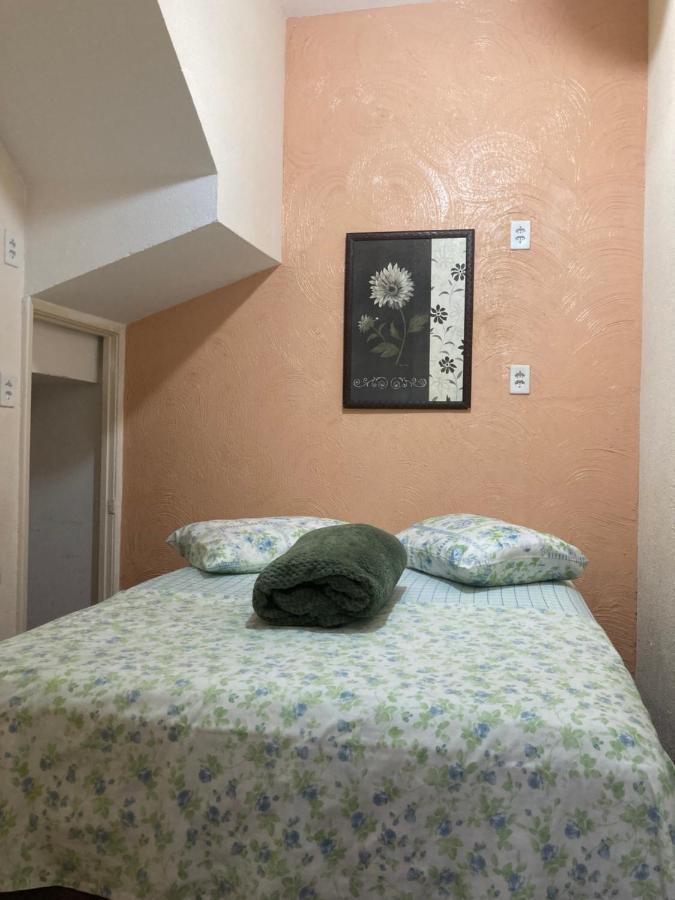 Rio Guesthouse - Um Quarteirao Da Praia De Copacabana Рио де Жанейро Екстериор снимка